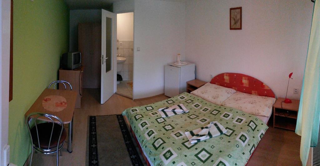 Penzion Zeleny Dom Vitanova Bilik gambar